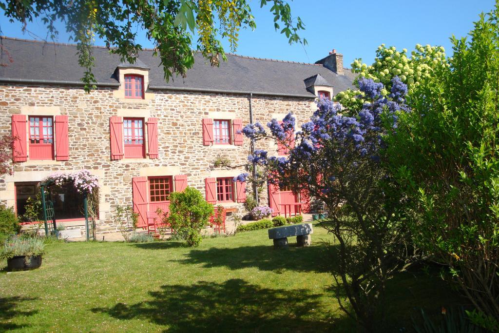Bed and Breakfast Au Jardin D'Eloise Tremereuc Экстерьер фото