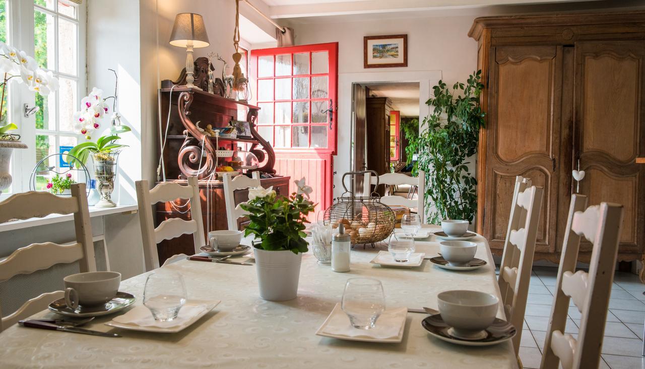 Bed and Breakfast Au Jardin D'Eloise Tremereuc Экстерьер фото