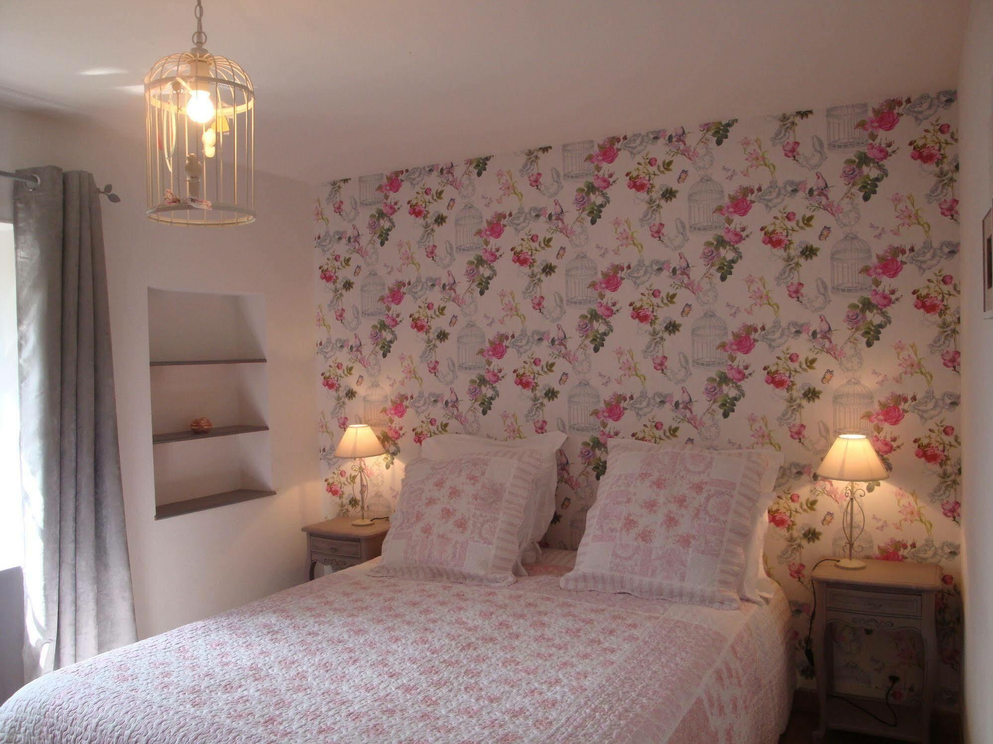 Bed and Breakfast Au Jardin D'Eloise Tremereuc Экстерьер фото
